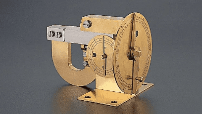 James Watt's Desktop Micrometer